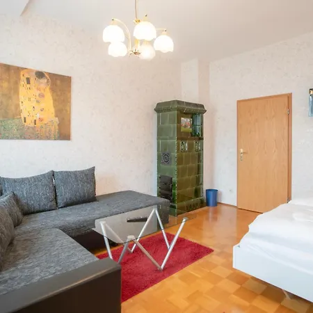 - Zwoschwitz 酒店 3*