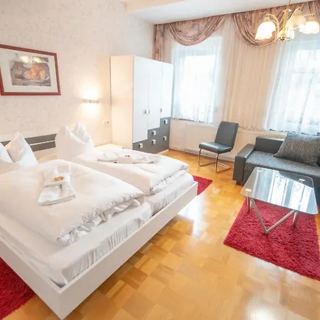 Hotel Land-gut-hotel Landhotel - Gasthof Zwoschwitz