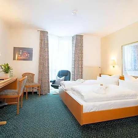 Land-gut-hotel Landhotel - Gasthof Zwoschwitz 3*