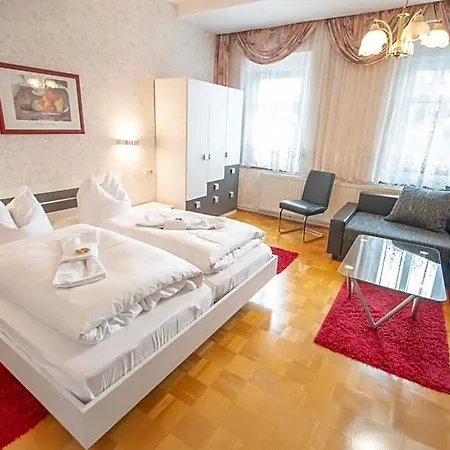 Land-gut-hotel Landhotel - Gasthof Zwoschwitz