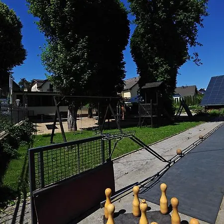 - Zwoschwitz 酒店 普劳恩