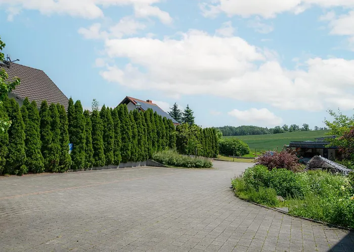 - Zwoschwitz 3* Plauen